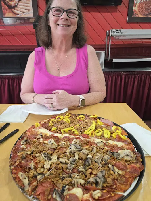 Massey's Pizza - Whitehall Picture 4