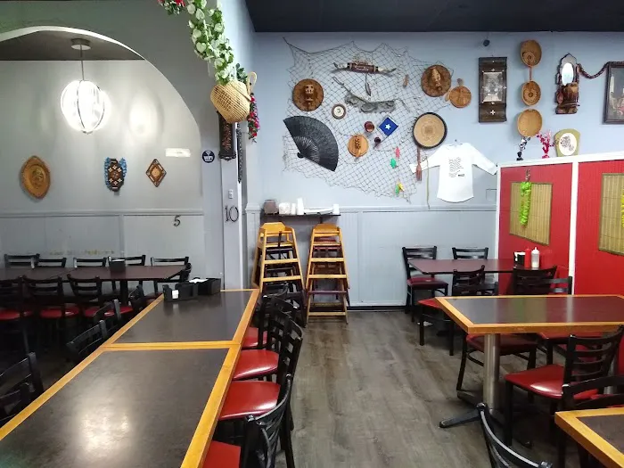 African Paradise Restaurant Picture 4