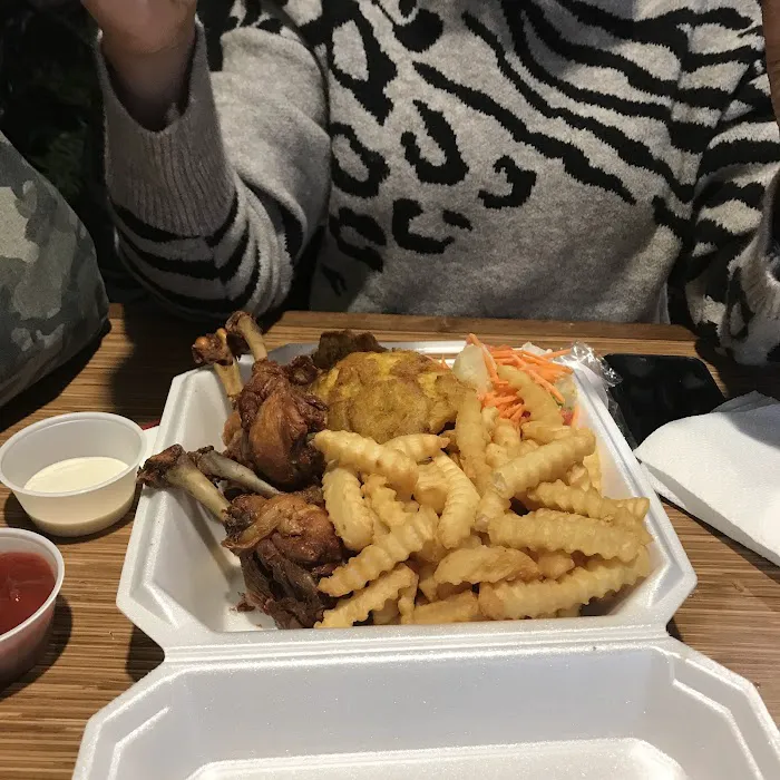T-Co Islands Restaurant Picture 2