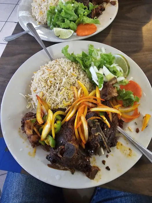 Ginevra Cafe Picture 4