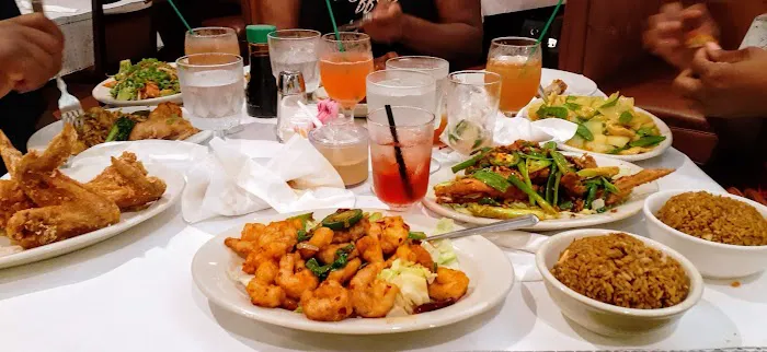 Golden Phoenix Restaurant Picture 1