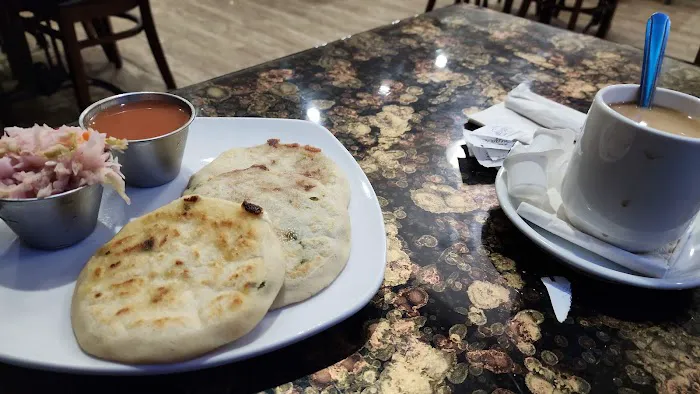 Comida Salvadoreña Picture 2