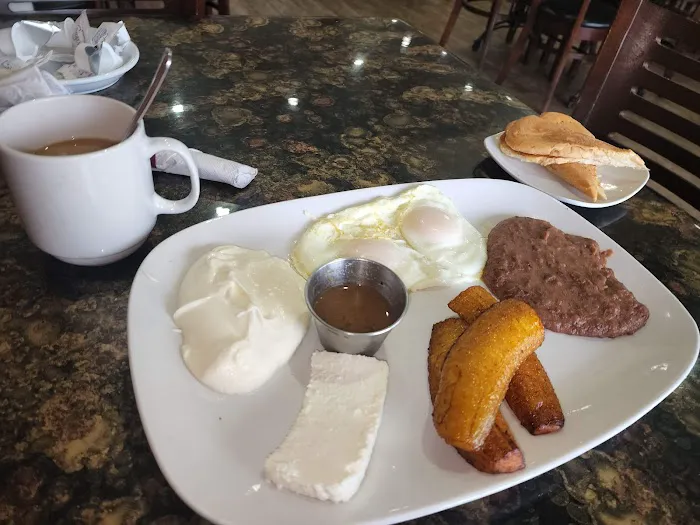 Comida Salvadoreña Picture 6