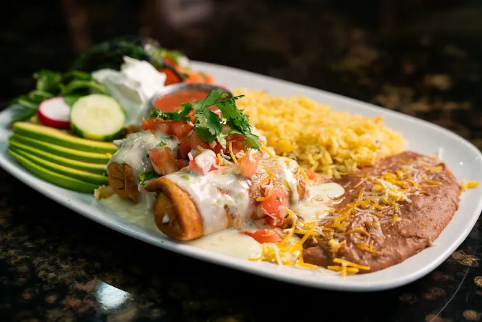 Ranchero Kitchen Picture 6