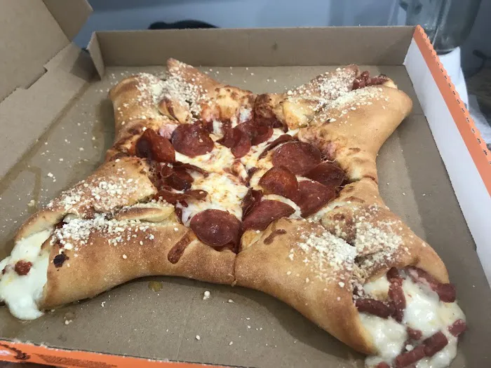 Little Caesars Pizza Picture 4