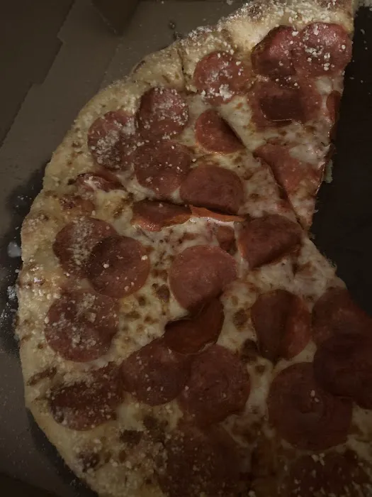 Little Caesars Pizza Picture 3