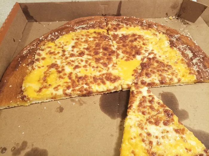 Little Caesars Pizza Picture 2