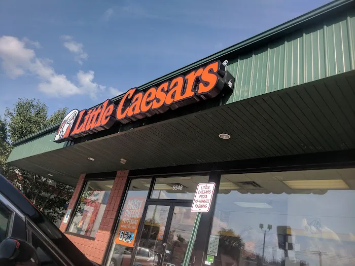 Little Caesars Pizza Picture 5
