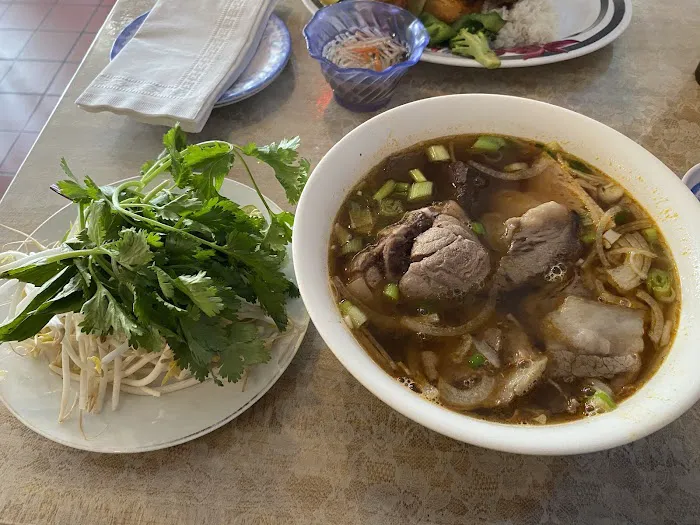 Huong Vietnamese Restaurant Picture 5