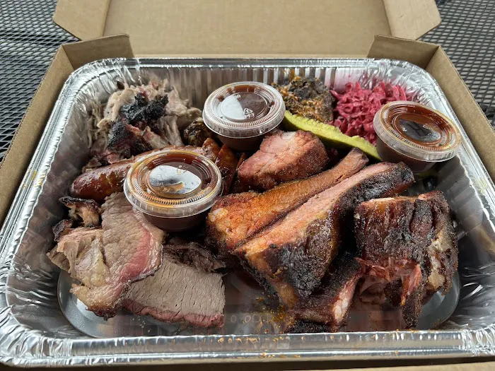 Ray Ray's Hog Pit Clintonville Picture 5