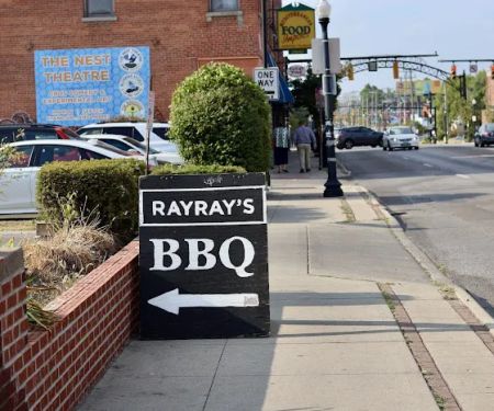 Ray Ray's Hog Pit Clintonville
