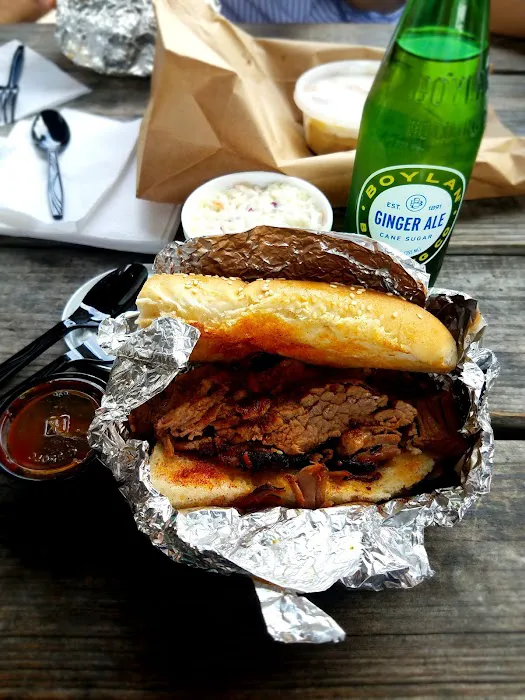 Ray Ray's Hog Pit Clintonville Picture 10