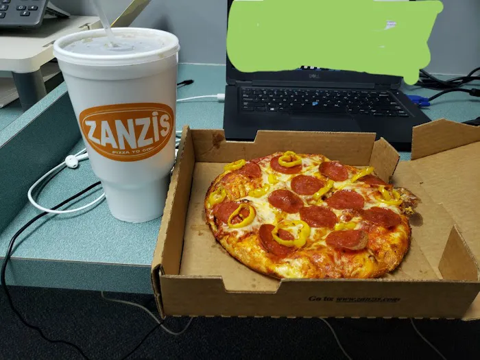 Zanzis Pizza Grove City Picture 2