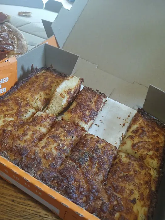 Little Caesars Pizza Picture 9