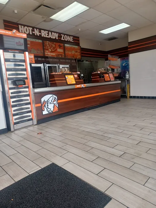 Little Caesars Pizza Picture 6