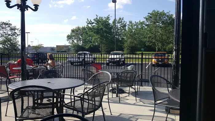 Massey's Pizza Sports Bar & Wings Picture 1
