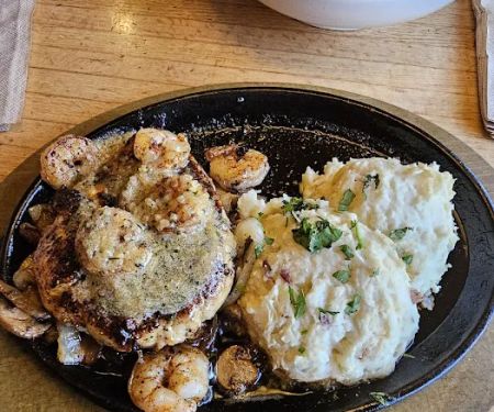 Applebee's Grill + Bar