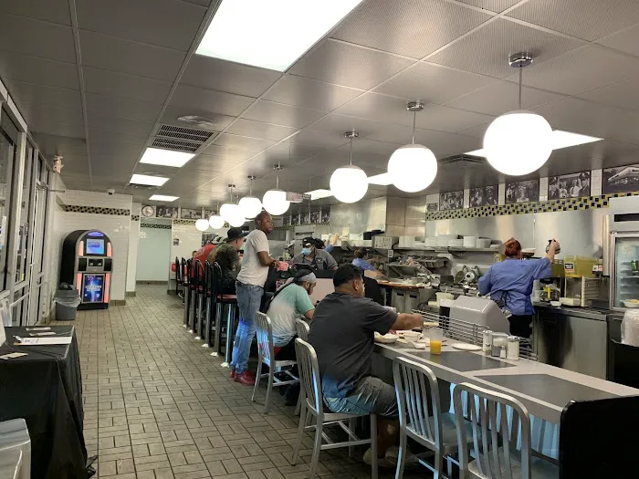 Waffle House Picture 8