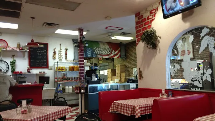 Minelli's Pizza Picture 5