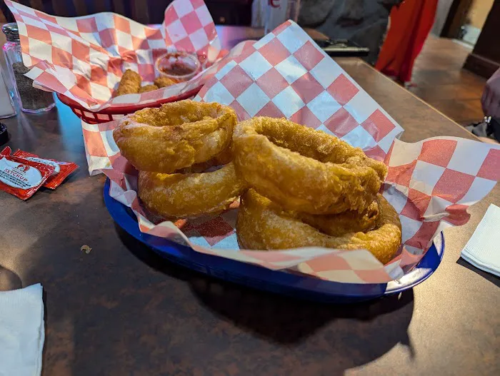 Mean Mug Wings & Things Picture 2