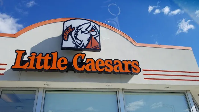 Little Caesars Pizza Picture 1