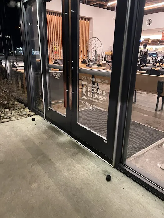 Chipotle Mexican Grill Picture 8
