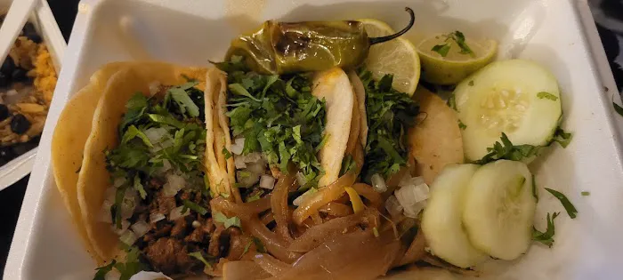 Tacos El Mitote Picture 5