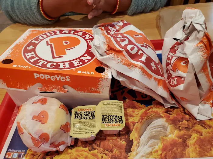 Popeyes Louisiana Kitchen Picture 7