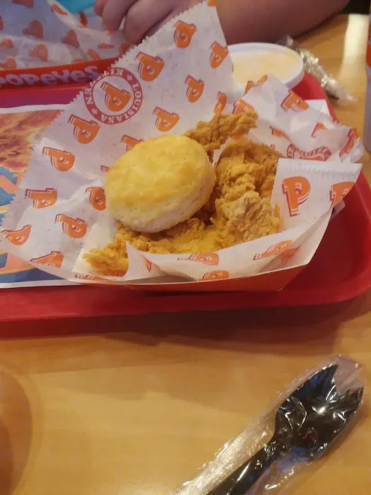 Popeyes Louisiana Kitchen Picture 4