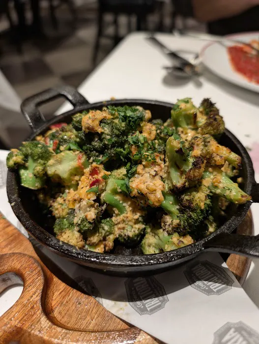 Guy Fieri's Trattoria Picture 8