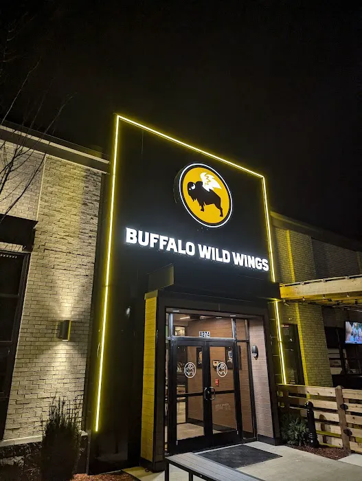 Buffalo Wild Wings Picture 2