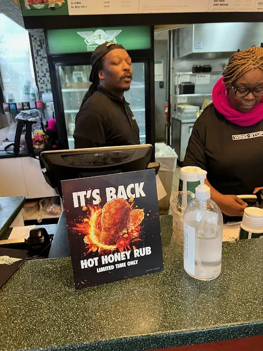 Wingstop Picture 10