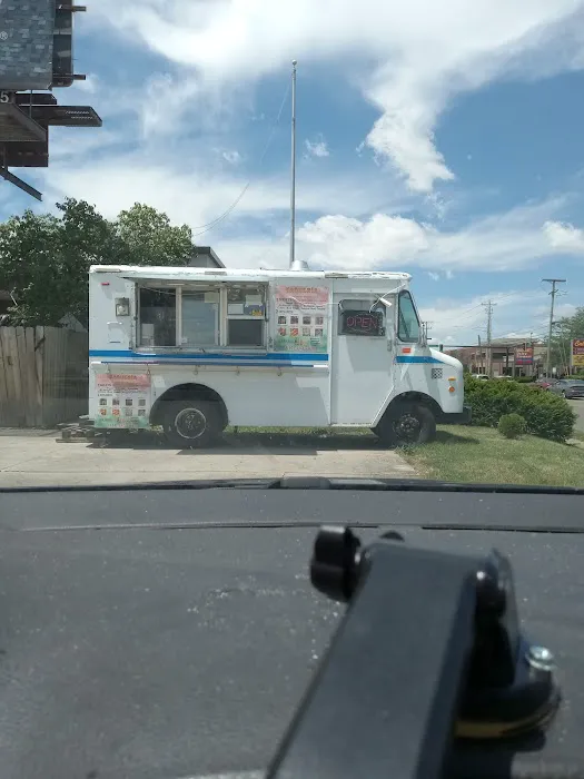 Taqueria Los Primos Reales Picture 4