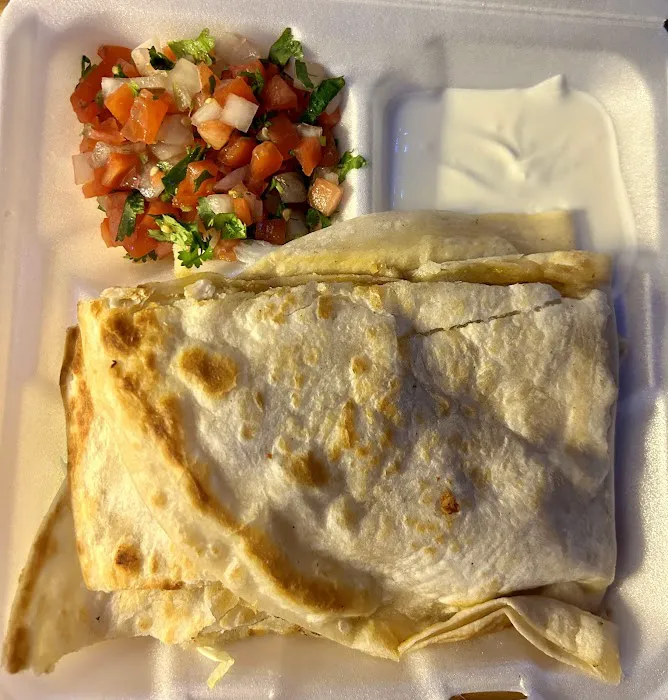 Victor’s Tacos Picture 6