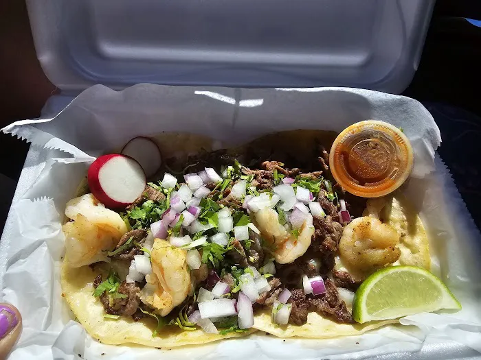 Casa Hacienda Birrieria & Taco Shop Picture 3