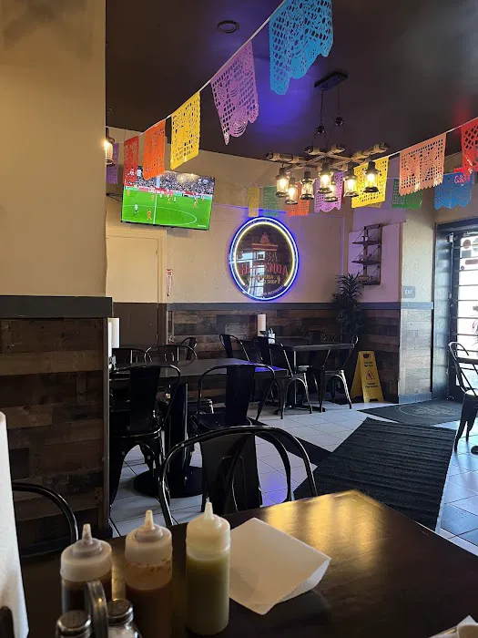 Casa Hacienda Birrieria & Taco Shop Picture 2