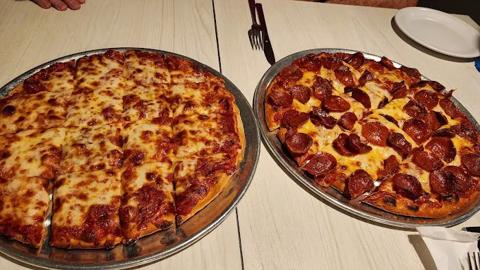 The Pizza House Picture 2
