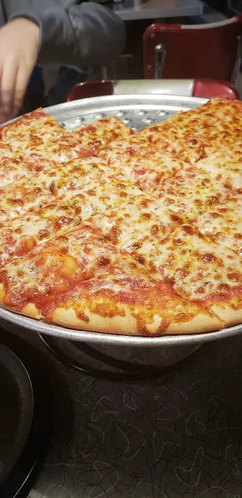Flyers Pizza Grove City North Picture 8