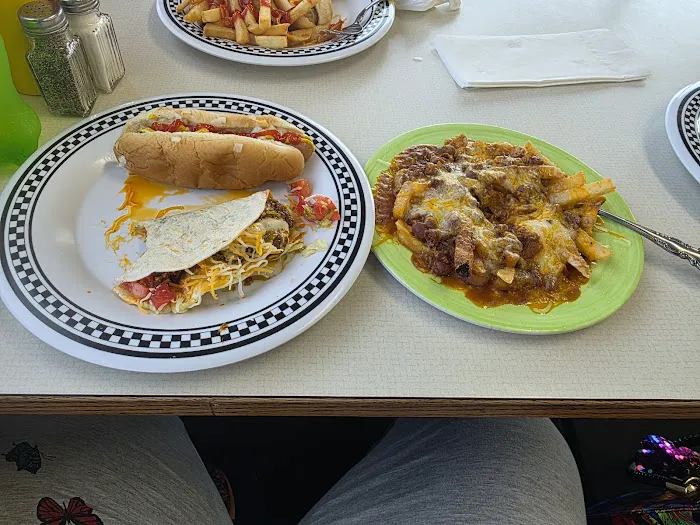 Georges Coneys and Gyros Picture 1