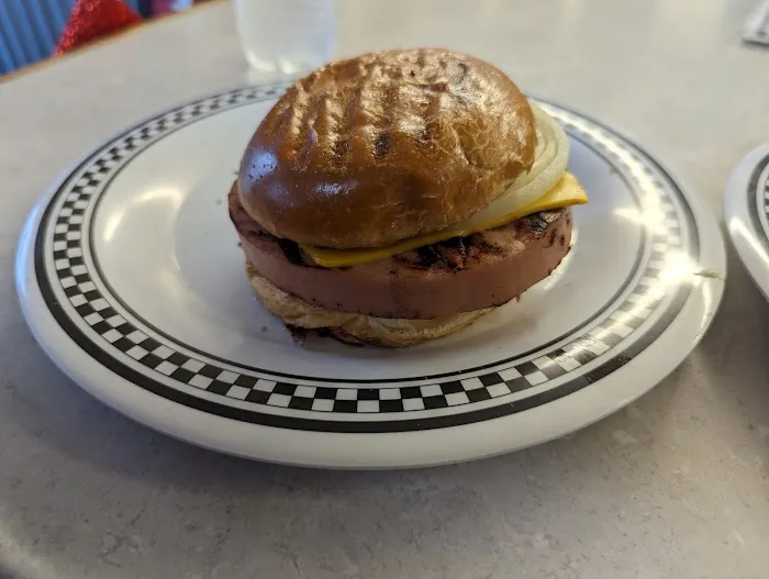 Georges Coneys and Gyros Picture 4