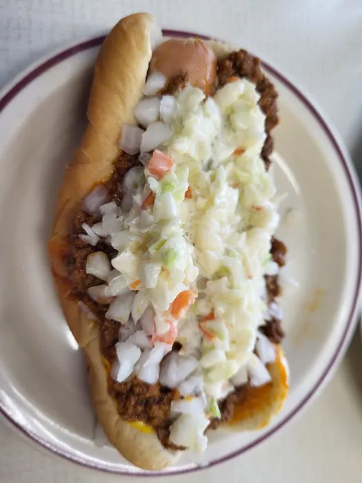Georges Coneys and Gyros Picture 3