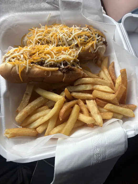 Georges Coneys and Gyros Picture 10