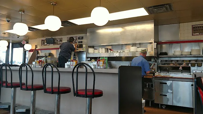 Waffle House Picture 6