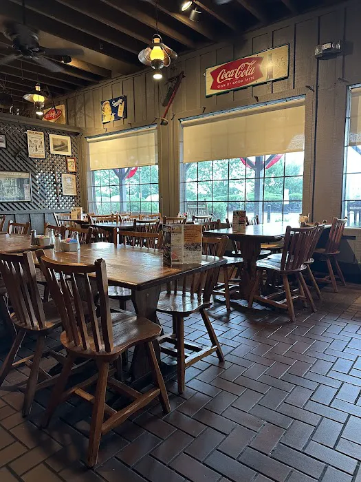 Cracker Barrel Old Country Store Picture 4