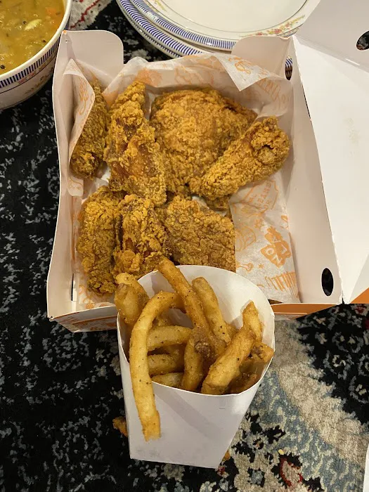 Popeyes Louisiana Kitchen Picture 3