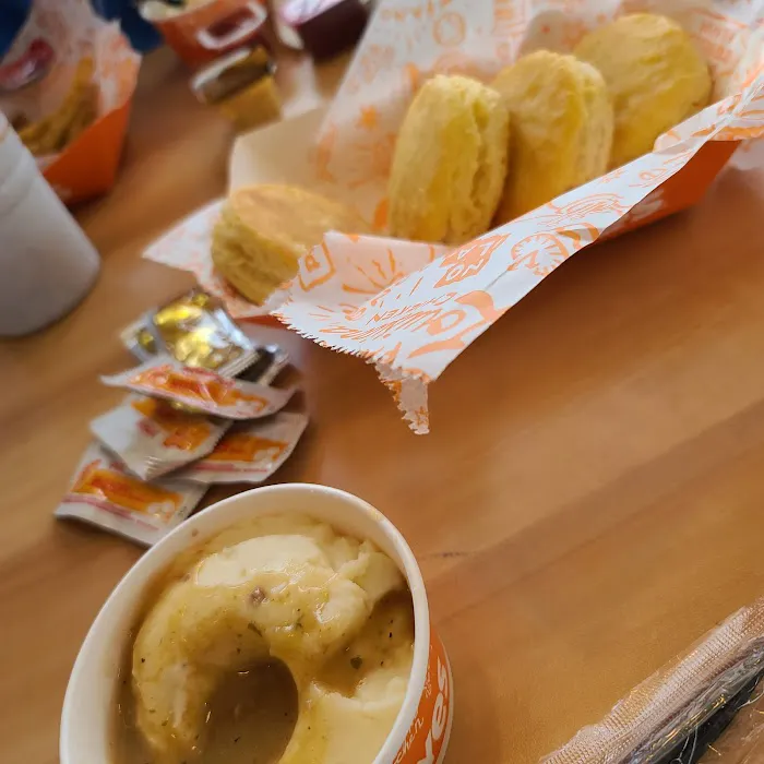 Popeyes Louisiana Kitchen Picture 2