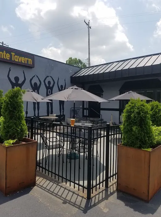 Pointe Tavern Picture 2