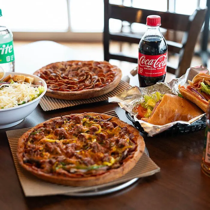 Sparano's Pizza Picture 2