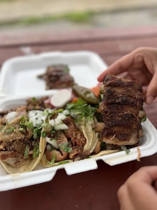 Don Chava Carnitas y Tacos Picture 2