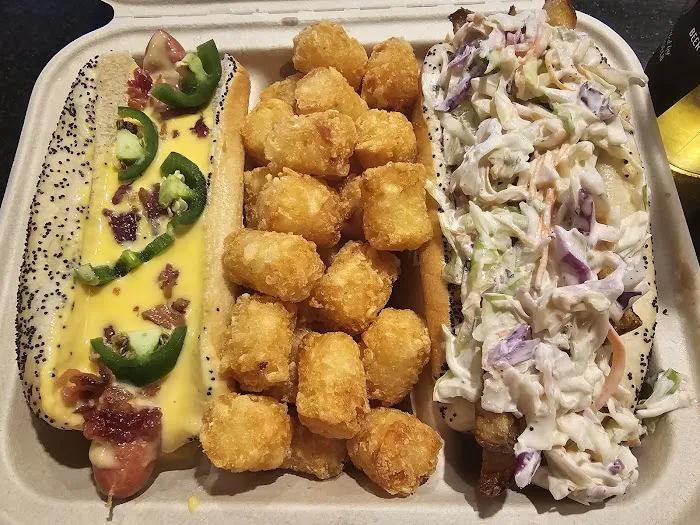 Dirty Frank's Hot Dog Palace Picture 7